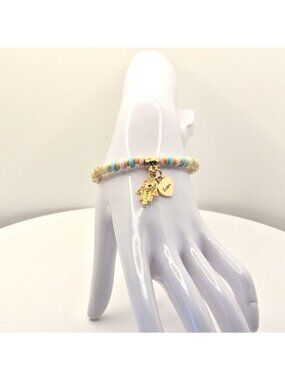 Multicolor Beaded Bracelet With Gold Charms And Heart Pendant